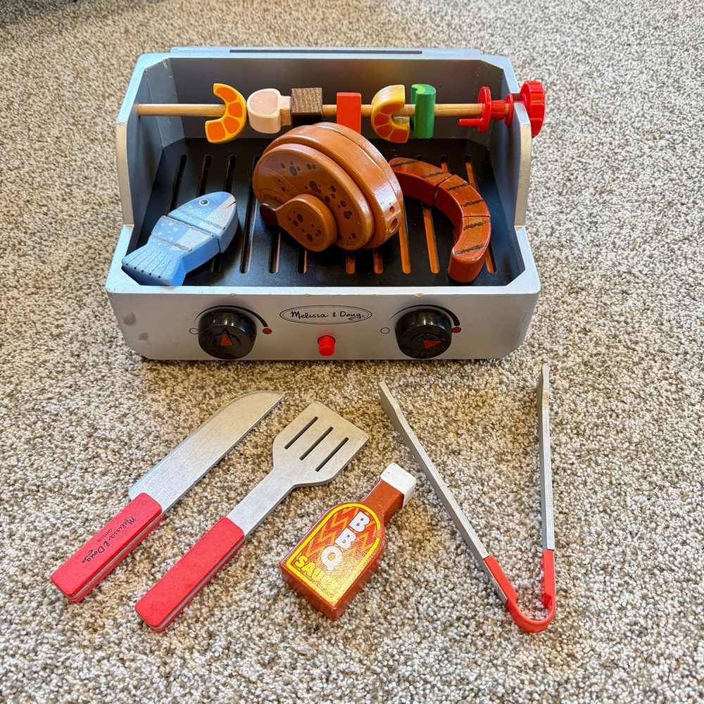 Melissa & Doug Rotisserie and Grill Wooden Barbecue Play Food Set